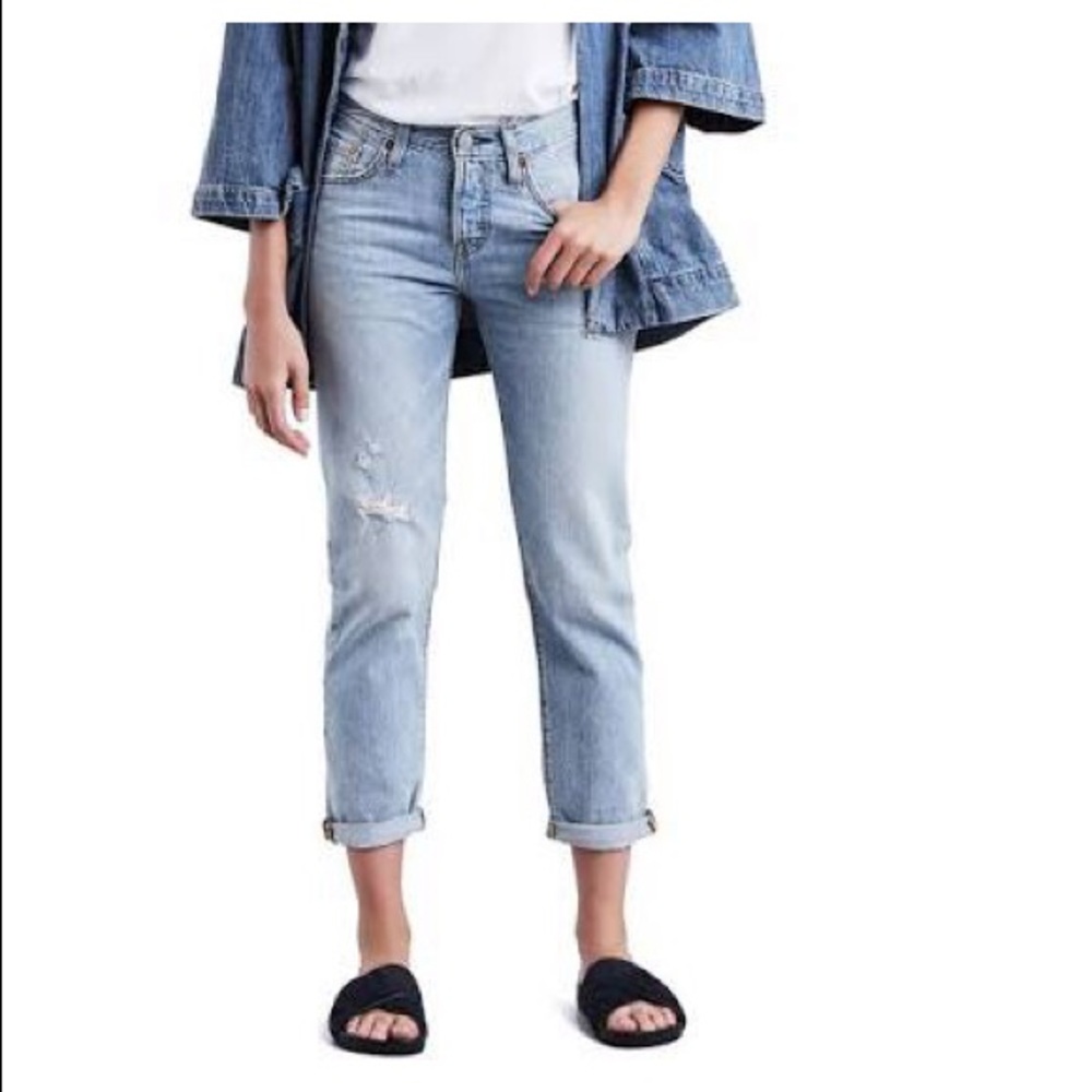 Bundle W/ Women’s Levi jeans 501 Taper Jeans
